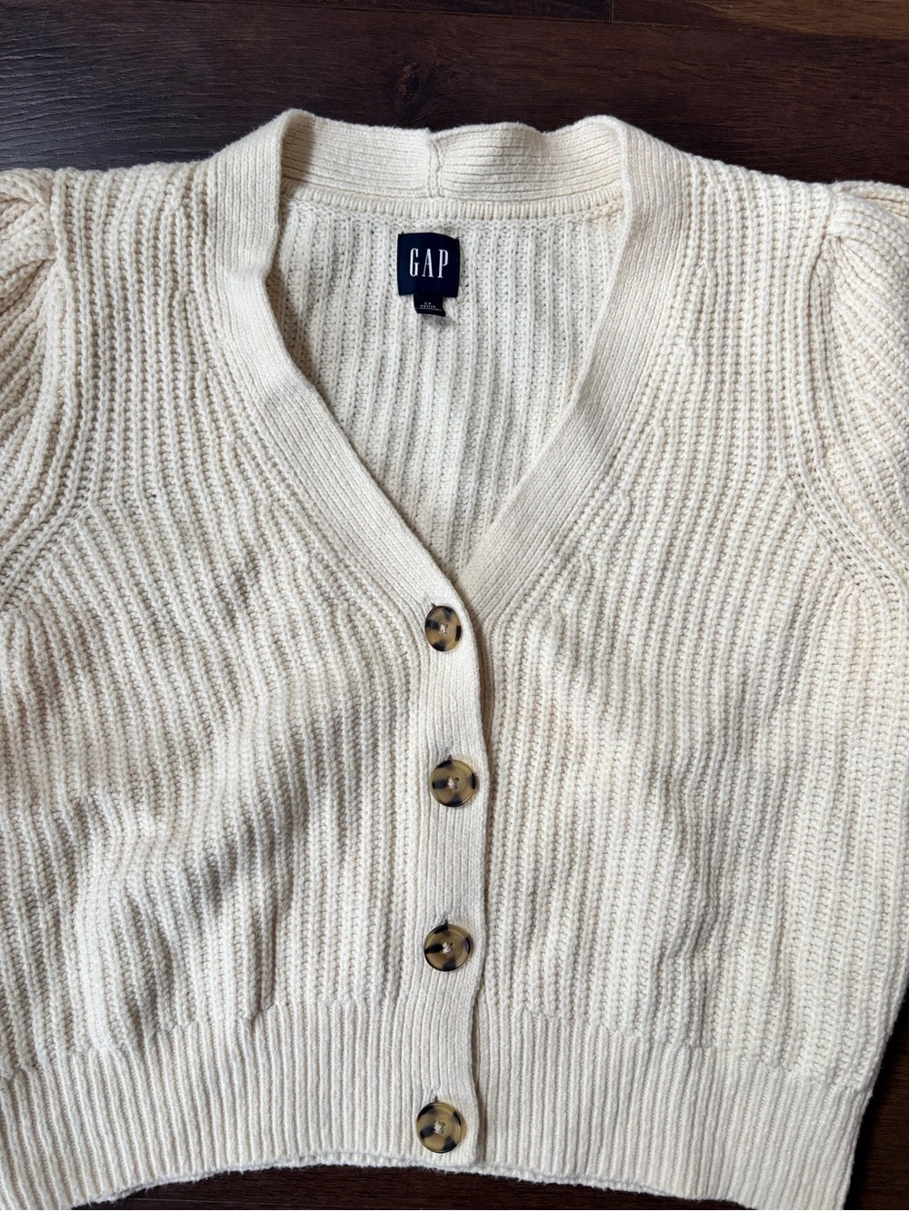 GAP Petite Small Cream Ribbed Puff Sleeve Cardigan - Picture 2 of 7
